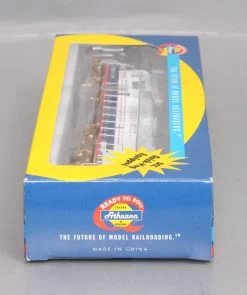 Athearn 91620 HO Scale Cotton Belt SD45T 2 Diesel Locomotive #9389 -Explore Athearn's Exquisite Train Models At athearnoutlet.com! 20190131 084654 C1 Trainz 4240378 STILL 01