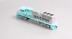 Athearn 88845 HO SF/Maersk RTR GP60M Diesel Locomotive #146 -Explore Athearn's Exquisite Train Models At athearnoutlet.com! 20190228 104308 C1 Trainz 4251606 01