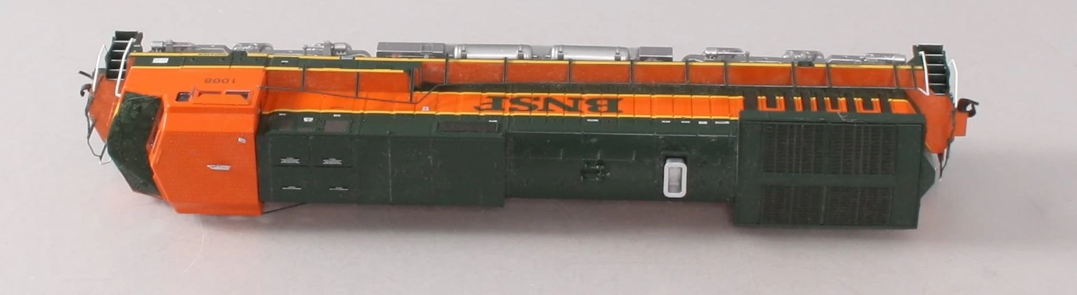 Athearn 77934 HO BNSF GE Dash 9-44CW Diesel Locomotive #1008 11 Athearn 77934 HO BNSF GE Dash 9-44CW Diesel Locomotive #1008 - Image 9