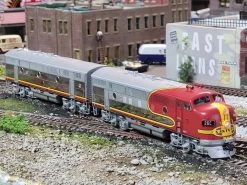 Athearn Genesis G22534 HO Scale EMD F3 A/B Diesel Set Santa Fe ATSF 26C/26B With DCC - Like New USED