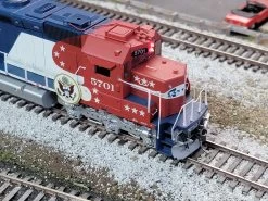 Athearn Genesis G67124 HO Scale EMD SD45-2 Santa Fe ATSF "Bicentennial" ATSF 5701 With DCC - USED -Explore Athearn's Exquisite Train Models At athearnoutlet.com! 20230419 101330
