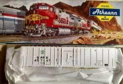 Athearn 2901H HO 57 Mech Reefer S Pacific Fruit Express Car # 457147 Kit