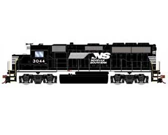 Athearn 18267 HO Scale EMD GP40-2 Norfolk Southern NS 3044 (DCC And Sound Ready) 3 Athearn 18267 HO Scale EMD GP40-2 Norfolk Southern NS 3044 (DCC And Sound Ready)